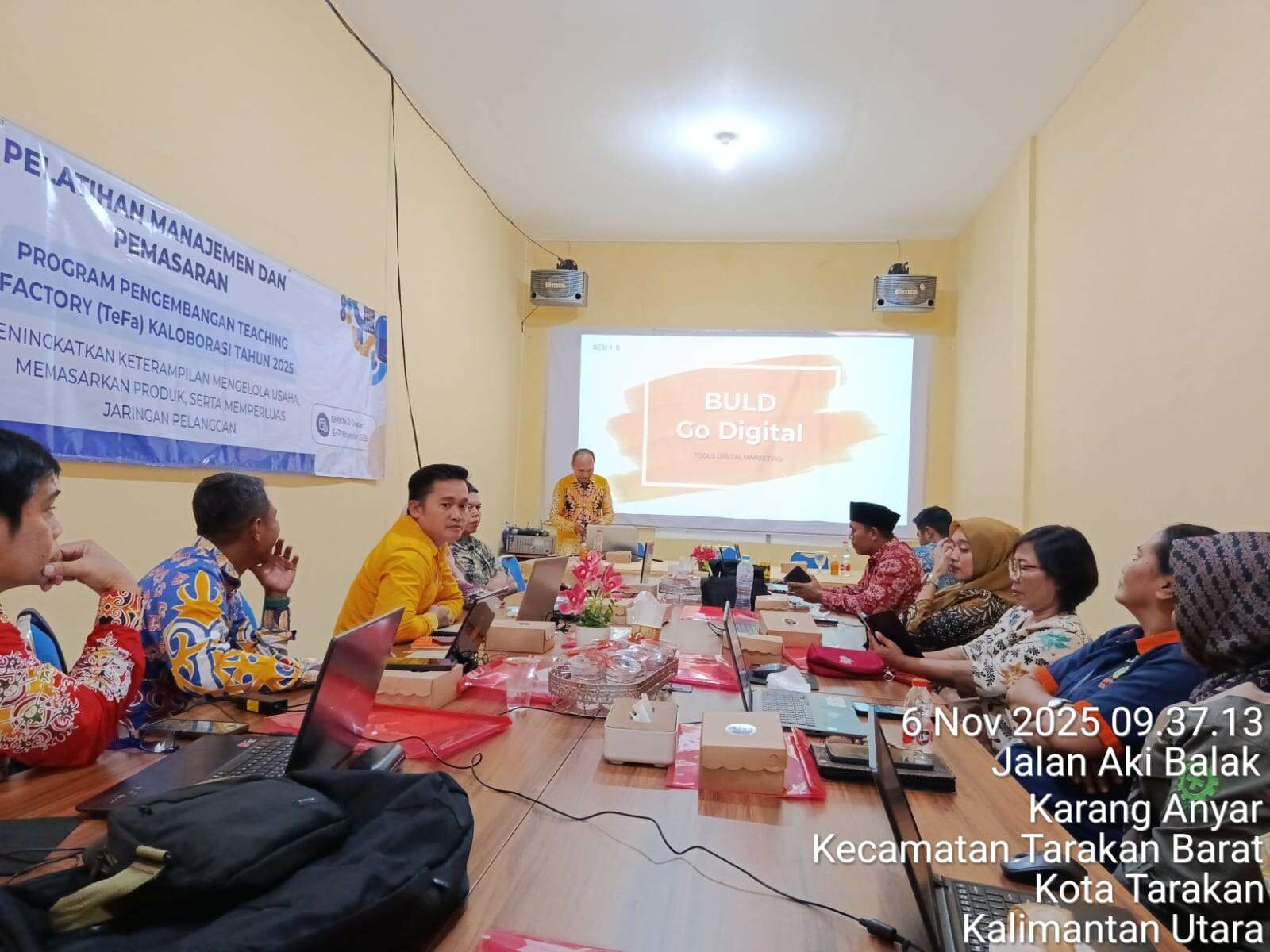 Pelatihan Manajemen Dan Pemasaran